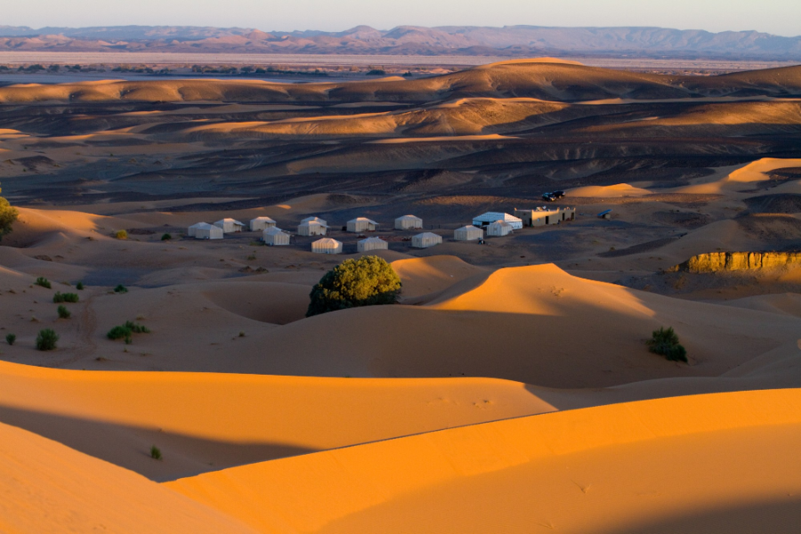 Erg-Chebbi-luxury-desert-camp.webp