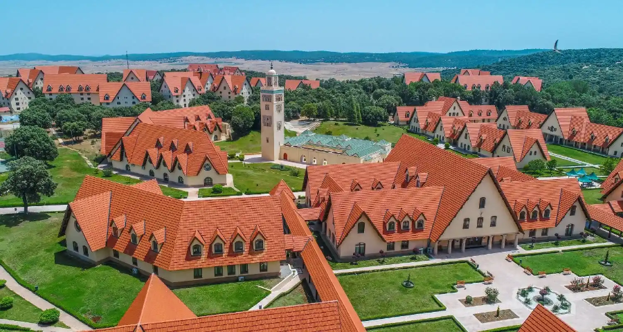 ifrane-town.webp